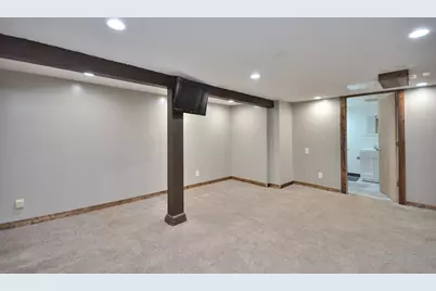 8104 W Center St, Milwaukee, WI 53222 - Photo 23