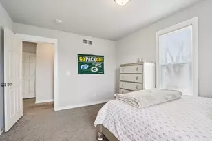 8051 N Granville Rd, Milwaukee, WI 53224 - Photo 51