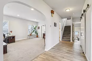 8051 N Granville Rd, Milwaukee, WI 53224 - Photo 7