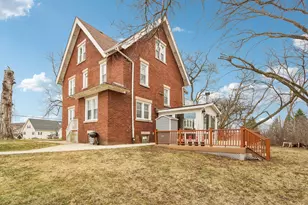 8051 N Granville Rd, Milwaukee, WI 53224 - Photo 69