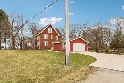 8051 N Granville Rd, Milwaukee, WI 53224 - Photo 65