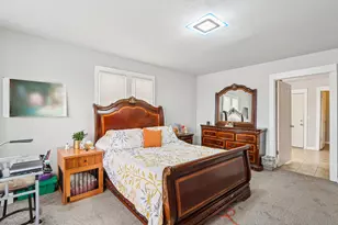 8051 N Granville Rd, Milwaukee, WI 53224 - Photo 37