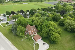 8051 N Granville Rd, Milwaukee, WI 53224 - Photo 87