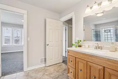 8051 N Granville Rd, Milwaukee, WI 53224 - Photo 47