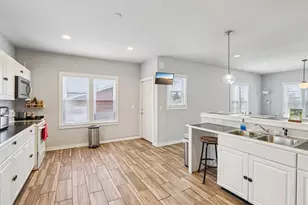 8051 N Granville Rd, Milwaukee, WI 53224 - Photo 17