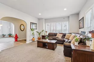 8051 N Granville Rd, Milwaukee, WI 53224 - Photo 21