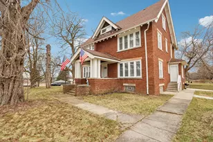 8051 N Granville Rd, Milwaukee, WI 53224 - Photo 3