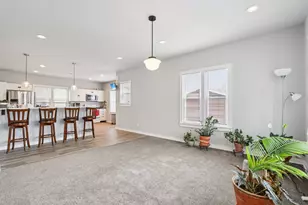 8051 N Granville Rd, Milwaukee, WI 53224 - Photo 11