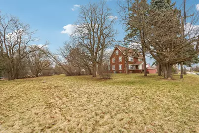 8051 N Granville Rd, Milwaukee, WI 53224 - Photo 63