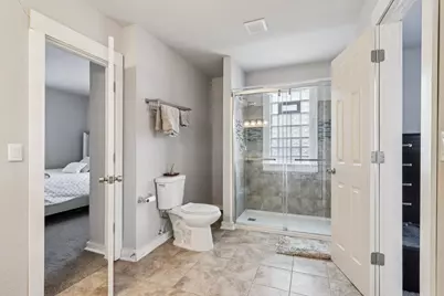 8051 N Granville Rd, Milwaukee, WI 53224 - Photo 47