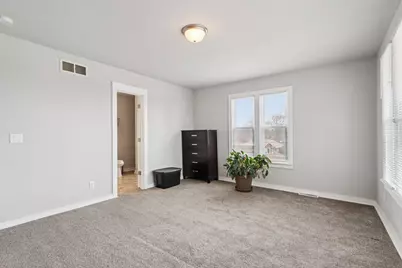 8051 N Granville Rd, Milwaukee, WI 53224 - Photo 43