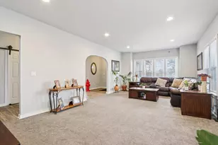 8051 N Granville Rd, Milwaukee, WI 53224 - Photo 25