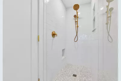 1635  Highland Dr, Elm Grove, WI 53122 - Photo 23