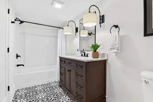 1635 Highland Dr, Elm Grove, WI 53122 - Photo 37