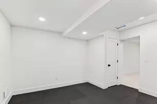 1635 Highland Dr, Elm Grove, WI 53122 - Photo 41