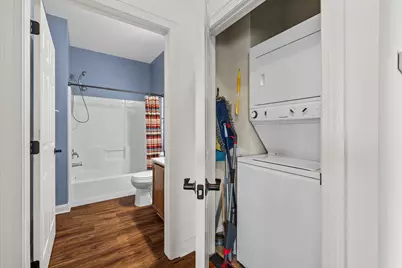 8517 S Stratford Rd, Oak Creek, WI 53154 - Photo 17