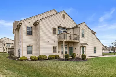 8517 S Stratford Rd, Oak Creek, WI 53154 - Photo 1