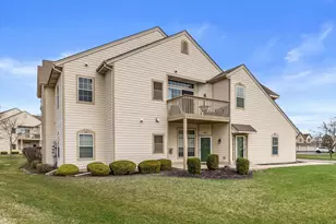 8517 S Stratford Rd, Oak Creek, WI 53154 - Photo 1