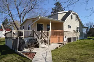 10063 S Chicago Rd, Oak Creek, WI 53154 - Photo 17