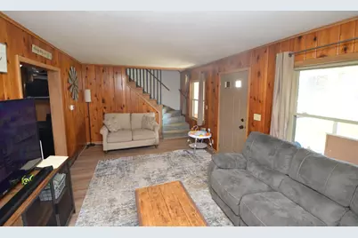 10063 S Chicago Rd, Oak Creek, WI 53154 - Photo 11