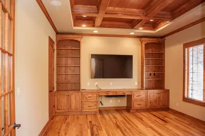 1512  W County Line Rd, Mequon, WI 53092 - Photo 39