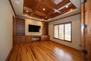1512 W County Line Rd, Mequon, WI 53092 - Photo 37
