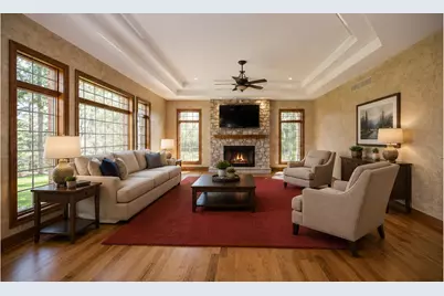 1512  W County Line Rd, Mequon, WI 53092 - Photo 31