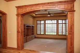1512 W County Line Rd, Mequon, WI 53092 - Photo 35