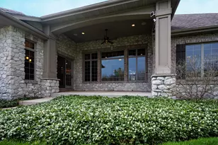 1512 W County Line Rd, Mequon, WI 53092 - Photo 7