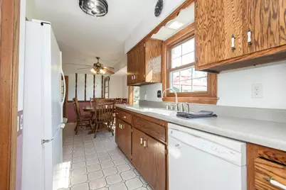 770  Linden Ln, Brookfield, WI 53045 - Photo 23