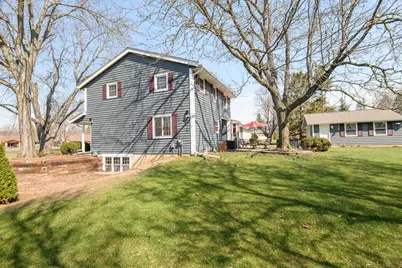 770  Linden Ln, Brookfield, WI 53045 - Photo 7