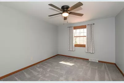 770  Linden Ln, Brookfield, WI 53045 - Photo 39