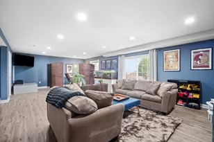 1456 Dovetail Dr, Hartford, WI 53027 - Photo 19