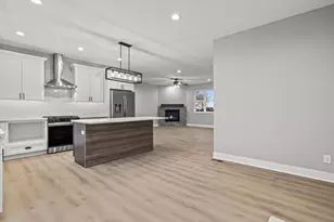 12212 Sheridan Rd, Pleasant Prairie, WI 53158 - Photo 19