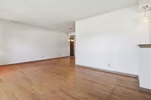 4600 S 121st St, Greenfield, WI 53228 - Photo 3