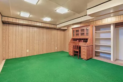 4600 S 121st St, Greenfield, WI 53228 - Photo 15