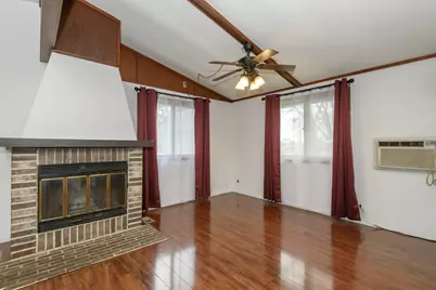 7501 E Wind Lake Rd, Racine, WI 53185 - Photo 7