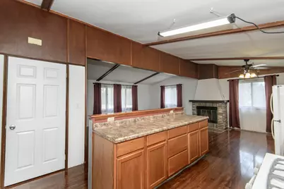 7501 E Wind Lake Rd, Racine, WI 53185 - Photo 9