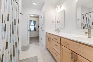 1063 Bolden Ave, Sparta, WI 54656 - Photo 13