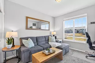 N62W21752 Augusta Pkwy, Menomonee Falls, WI 53051 - Photo 21