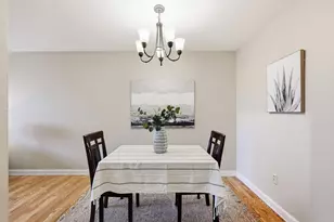 5253 N Lovers Lane Rd, Milwaukee, WI 53225 - Photo 11