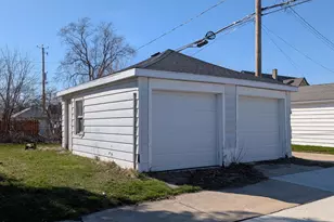 600 Marquette Ave, South Milwaukee, WI 53172 - Photo 15