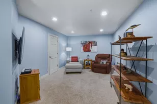 W291N3363 Summerhill Rd, Delafield, WI 53072 - Photo 27