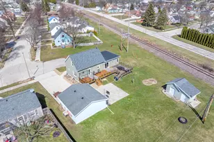 1913 Elm Ave, Sheboygan, WI 53081 - Photo 27