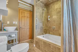 1913 Elm Ave, Sheboygan, WI 53081 - Photo 17