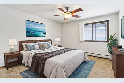 8510 W Waterford Ave #5, Greenfield, WI 53228 - Photo 13