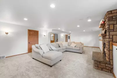 336  Kettle Moraine Dr, Slinger, WI 53086 - Photo 23