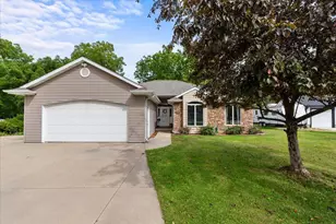 336 Kettle Moraine Dr, Slinger, WI 53086 - Photo 35