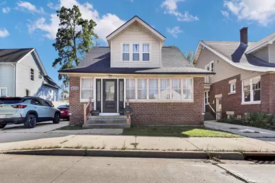 1031 W Washington St, West Bend, WI 53095 - Photo 3