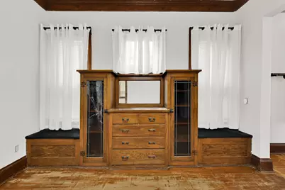 1031 W Washington St, West Bend, WI 53095 - Photo 9